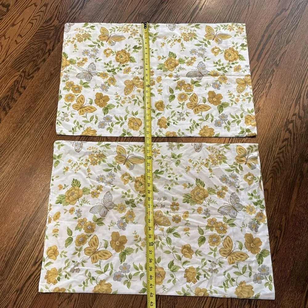 Vtg Pair‎ Cannon Monticello Pillowcases Butterflies Flowers Gold Summer Day 1978